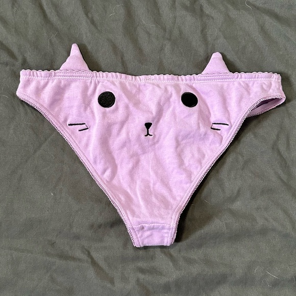 Discontinued Dolls Kill Sugar Thrillz Frisky Whiskers Bralette and Panty Set - Picture 9 of 10